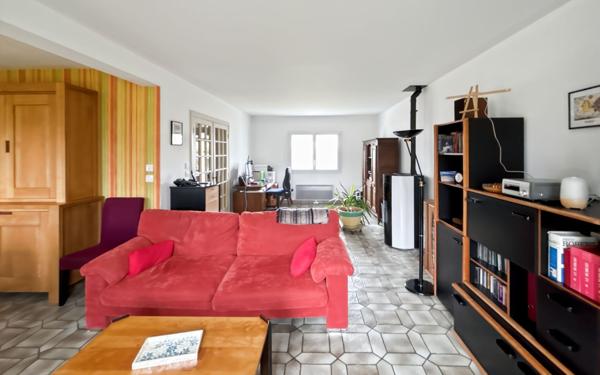 Maison à vendre    5 pièces • 157 m2 Le Perray-en-Yvelines