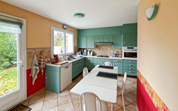 Maison à vendre    5 pièces • 157 m2 Le Perray-en-Yvelines