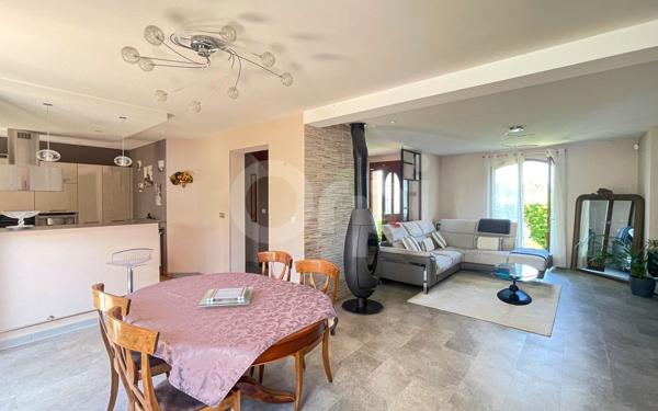 Maison à vendre    7 pièces •  Vernouillet