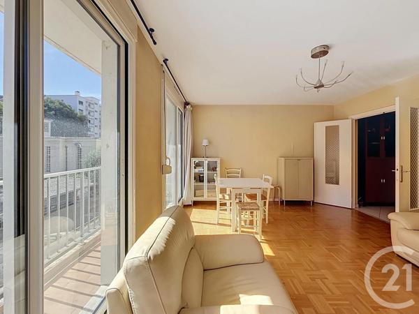 Appartement F4 à vendre  4 pièces - 77,45 m 2   LYON  - 69007