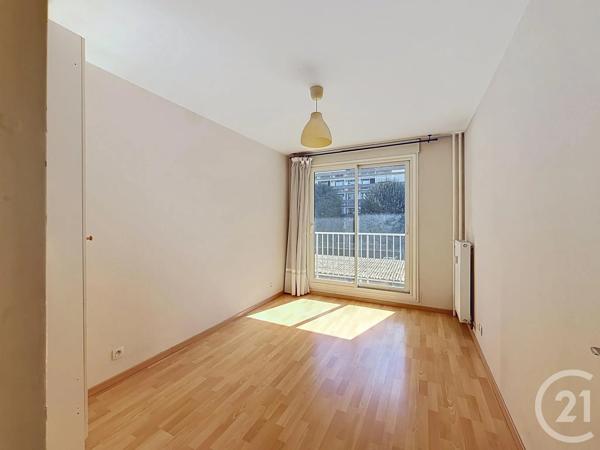 Appartement F4 à vendre  4 pièces - 77,45 m 2   LYON  - 69007