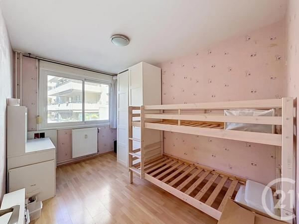 Appartement F4 à vendre  4 pièces - 77,45 m 2   LYON  - 69007