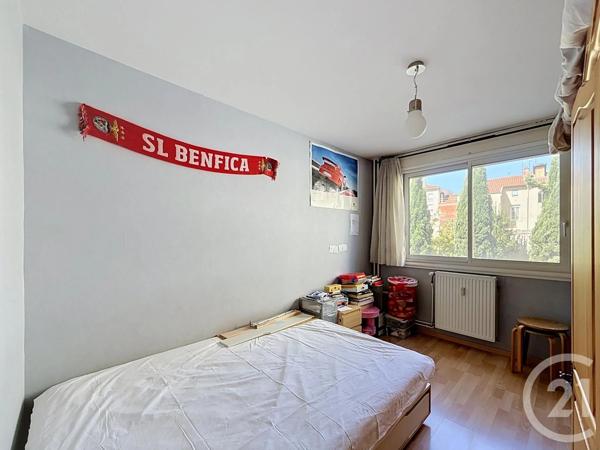 Appartement F4 à vendre  4 pièces - 77,45 m 2   LYON  - 69007