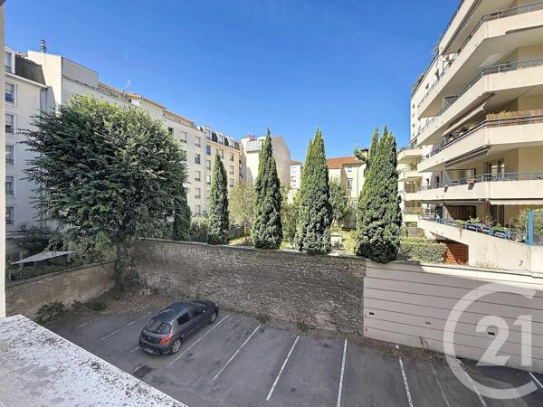 Appartement F4 à vendre  4 pièces - 77,45 m 2   LYON  - 69007