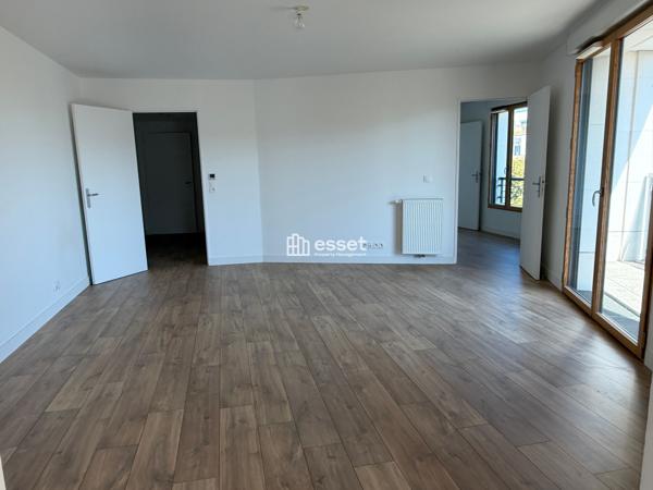 Location Appartement 4 pièces 86.12 m² - La Garenne-colombes 92250