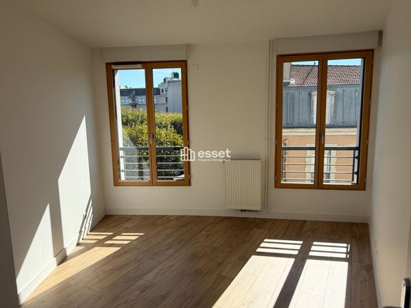 Location Appartement 4 pièces 86.12 m² - La Garenne-colombes 92250