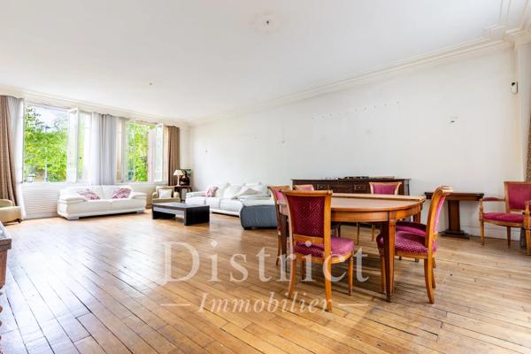 # Maison – 617m² – Saint-Maurice