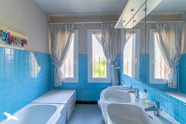 Maison à vendre 575 850 € Mérignac 7 p 184 m² DPE D