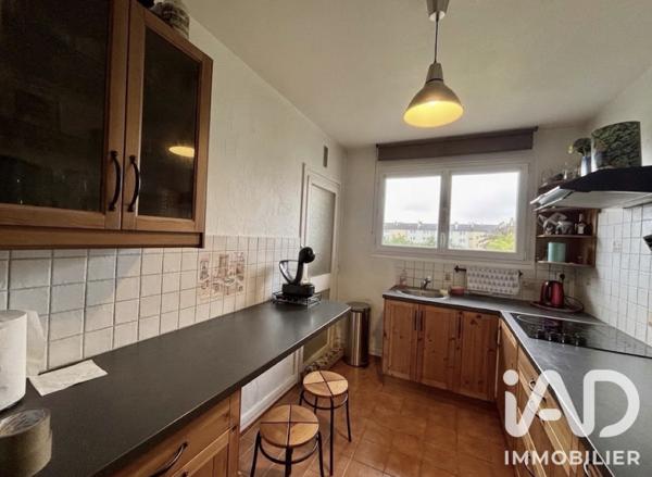 Appartement à vendre 3 pièces 64,73 m² Saint-Fargeau-Ponthierry
