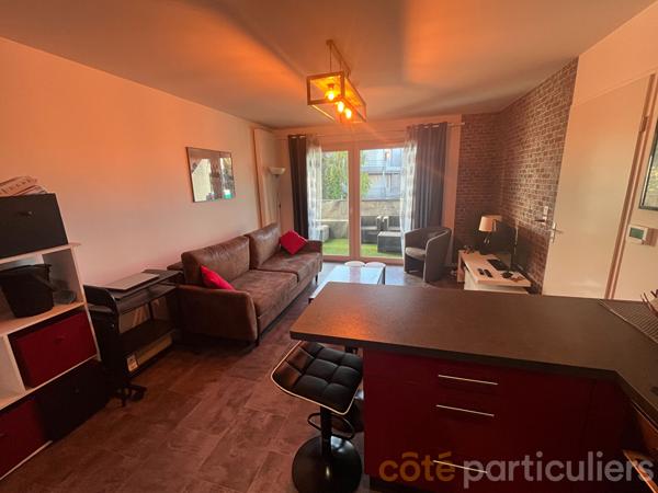 Vente
                Appartement40,25 m² - 2 Pièces -
                    PLESCOP (56890)