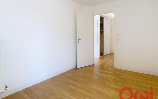 Appartement à vendre    4 pièces • 77,58 m2 Châtenay-Malabry