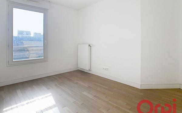 Appartement à vendre    4 pièces • 77,58 m2 Châtenay-Malabry