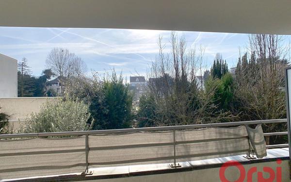 Appartement à vendre    4 pièces • 77,58 m2 Châtenay-Malabry