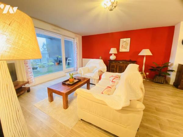 Appartement de standing avec grande terrasse au cœur de Plescop