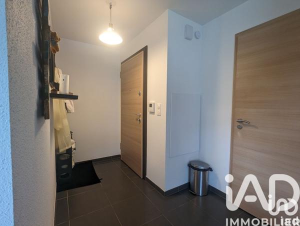 Location studio 34 m² Villers-le-Lac