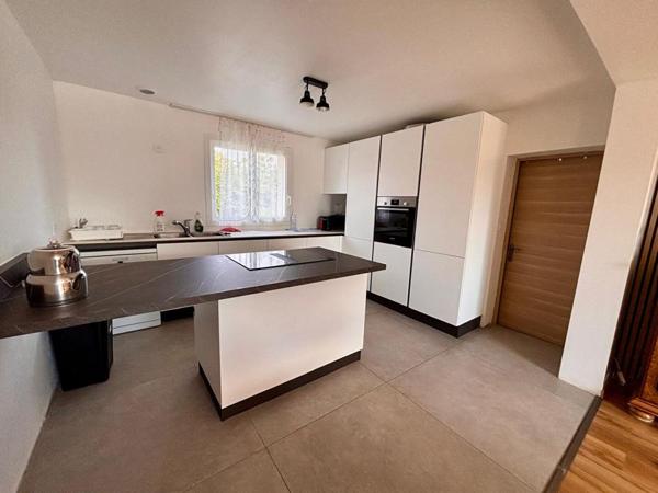 COUP DE COEUR À CHALLUY  Maison familiale de 130 m² avec terrain de 1 045 m²