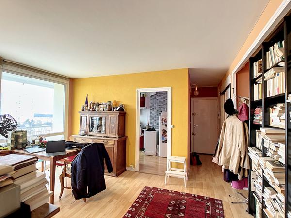 Achat appartement Mont-Saint-Aignan - 4 pièce(s) - 66 m² - 137 000 €