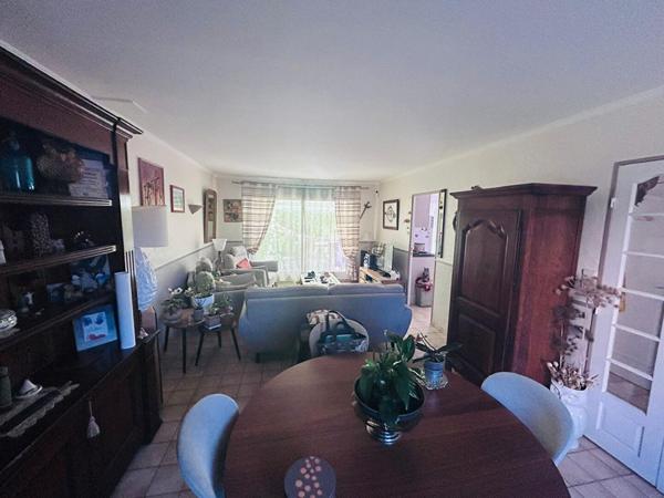 Maison indépendante 5 pièces, Triel-sur-Seine, Quartier calme en impasse €393 000 ** - Référence 1096