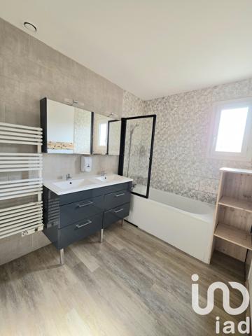 Maison à vendre 8 pièces 184 m² Veauche