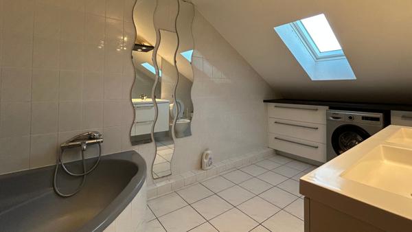 Ensemble immobilier de 2 appartements / Maison individuelle