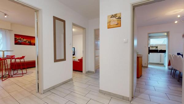 Ensemble immobilier de 2 appartements / Maison individuelle