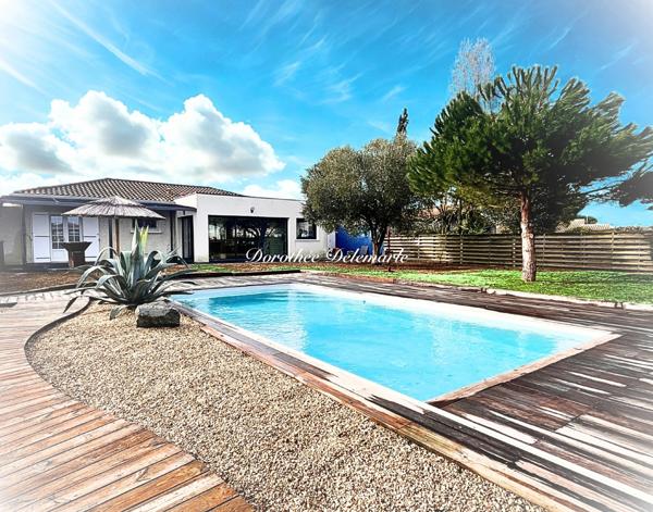 Maison à vendre 5 pièces Dompierre-sur-Mer, superbe maison rénovée de 138 m² avec piscine, jardin arboré de 1 035 m² et accès rapide à La Rochelle par piste cyclable.
