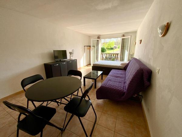 Studio 32 m²