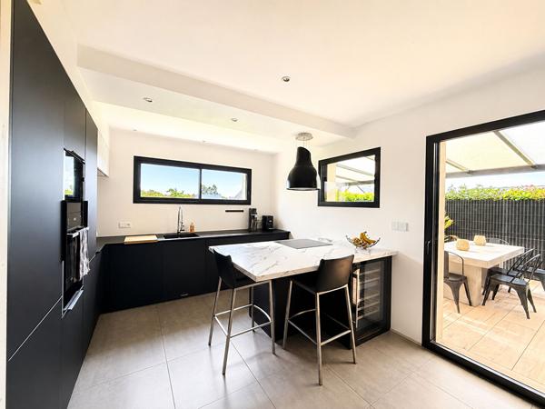 Maison contemporaine à vendre à Châteaugiron 131 m² 3 chambres Quartier calme