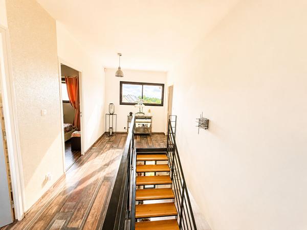 Maison contemporaine à vendre à Châteaugiron 131 m² 3 chambres Quartier calme