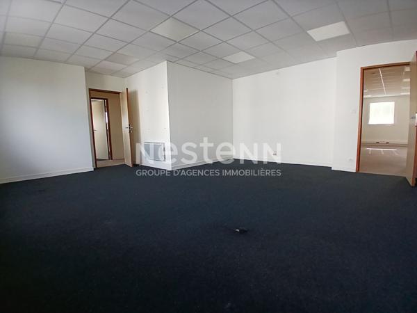 A LOUER BUREAUX DE 220 M2 SUR LAROISEAU Vannes