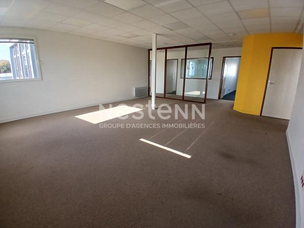 A LOUER BUREAUX DE 220 M2 SUR LAROISEAU Vannes