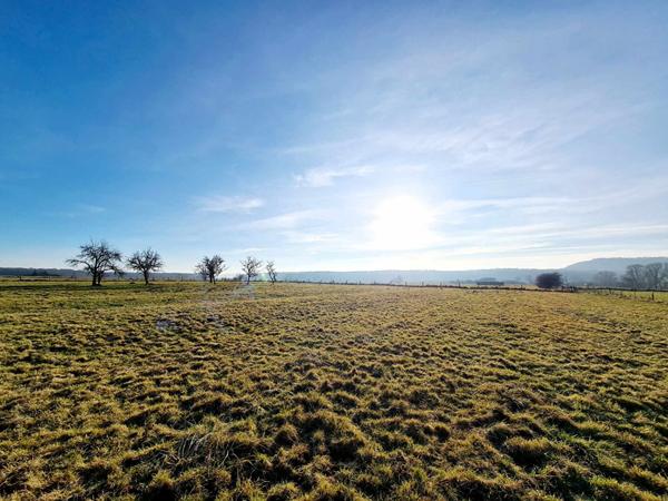 Propriété à Is-en-Bassigny