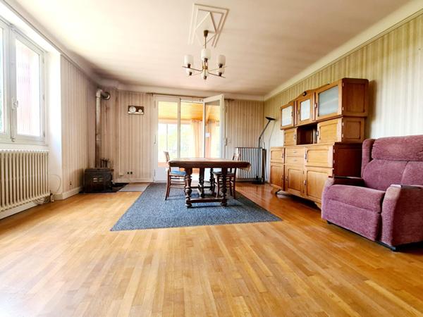 Propriété à Is-en-Bassigny