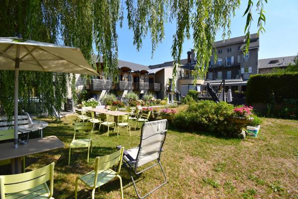 Murs et Fond Hôtel Restaurant Haute-Loire