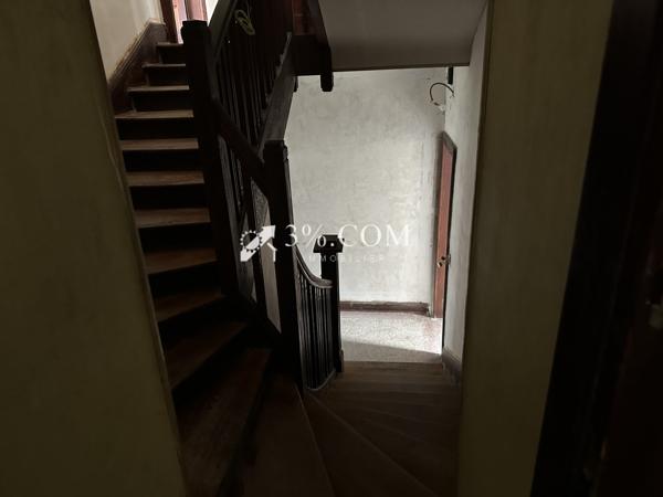 Ensemble immobilier de 500 m² composé de deux bâtiments MIRECOURT Mirecourt (88500)