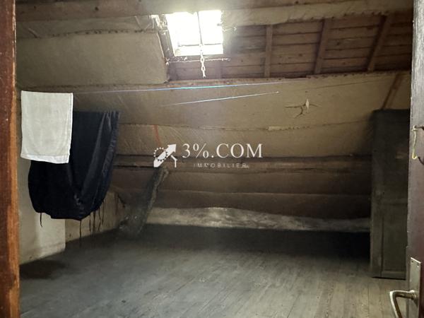 Ensemble immobilier de 500 m² composé de deux bâtiments MIRECOURT Mirecourt (88500)