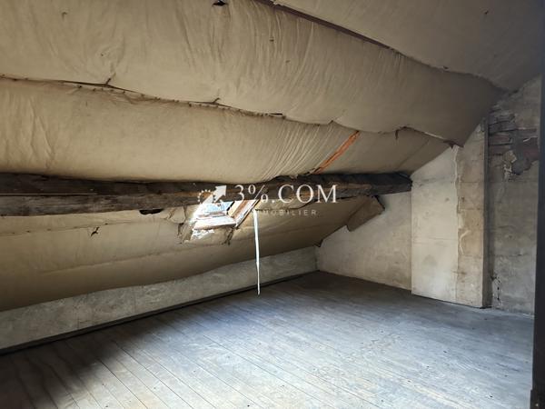 Ensemble immobilier de 500 m² composé de deux bâtiments MIRECOURT Mirecourt (88500)