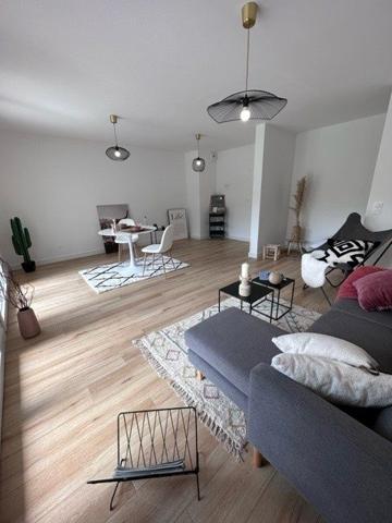 Magnifique Terrasse Dernier Etage - En pied de Tram - 2 Parkings