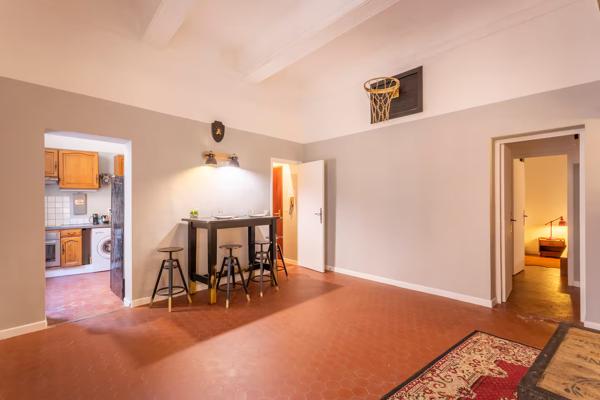AIX EN PROVENCE -  A LOUER - T2/3 QUARTIER MAIRIE - LOUE MEUBLE