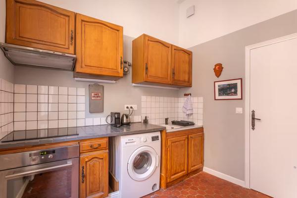 AIX EN PROVENCE -  A LOUER - T2/3 QUARTIER MAIRIE - LOUE MEUBLE