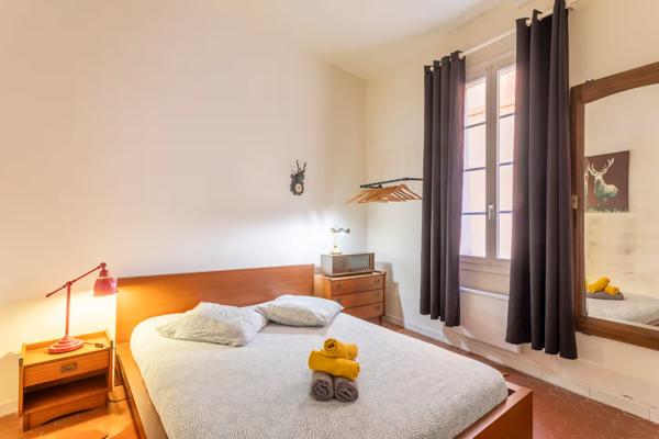 AIX EN PROVENCE -  A LOUER - T2/3 QUARTIER MAIRIE - LOUE MEUBLE