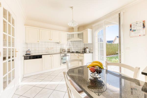 Maison Pontault Combault 6 pièce(s) 116.5 m2
