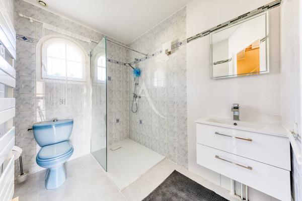 Maison Pontault Combault 6 pièce(s) 116.5 m2
