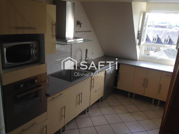 Appartement 60 m², DUPLEX, 2 chs, 3ième étage, centre ville de Flers