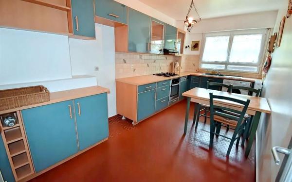 Appartement à vendre    5 pièces • 99,43 m2 Yerres