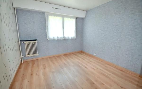 Appartement à vendre    5 pièces • 99,43 m2 Yerres