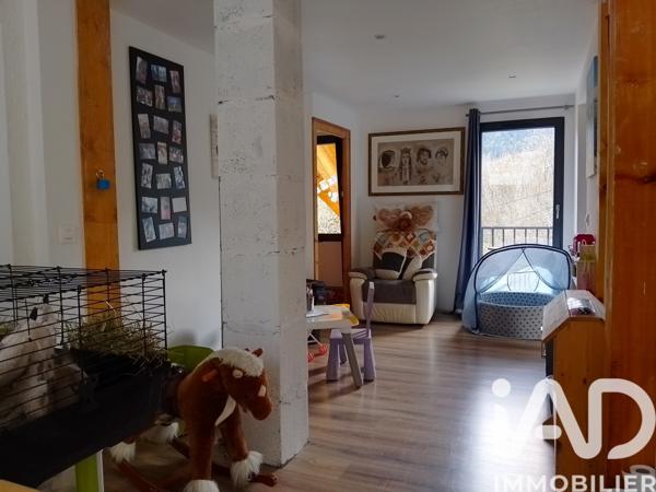 Maison à vendre 7 pièces 162 m² Lullin