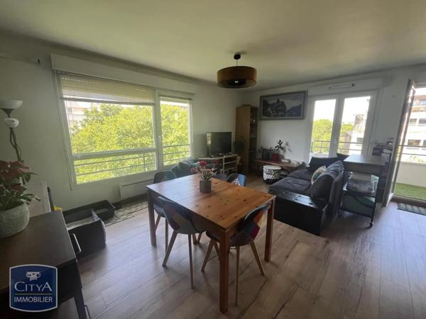 Appartement à louer 3 pièces 55.26m² Dijon (21000)