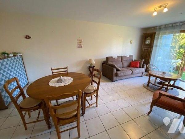 A Plouha (22580) :   Un appartement au rez-de-chaussée.
Vous êtes à la recherche d'un logement...