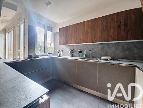 Location appartement 5 pièces 124 m² Garches